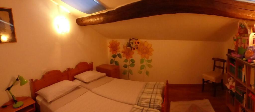 Casa Vacanze Sole Borghetto d'Arroscia Esterno foto