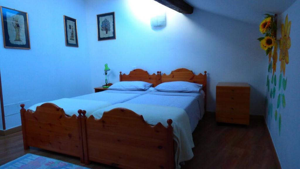 Casa Vacanze Sole Borghetto d'Arroscia Esterno foto